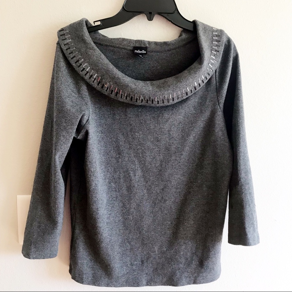 Rafaela embellished top grey with black/silver M